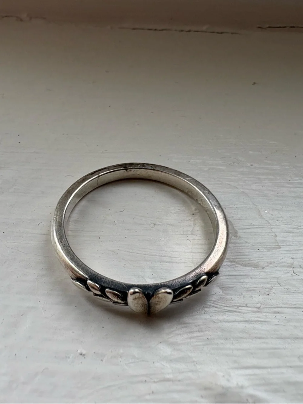 James Avery Sterling Silver Heart & Leaf Ring - Silver - Picture 2 of 3